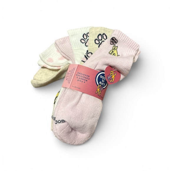 Accessories - NWT Dog Life Is Good Socks Cushioned Quarters